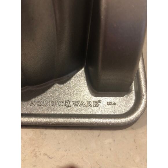 Nordiac Ware USA Turkey Cake Pan Mold Silver Heavy Aluminum Nonstick 15x9x3 - Picture 4 of 5